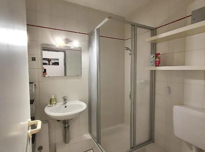 Beautiful Fuer Bis 4 Personen Paderborn